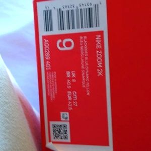 NIKE ZOOM 200M. Men Zm air sport shoe